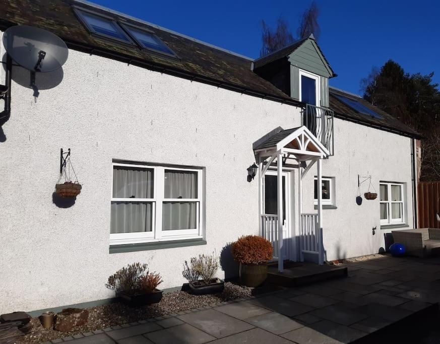 Pinewood Cotage - Country Walks And Relaxation Villa Blairgowrie and Rattray Eksteriør bilde